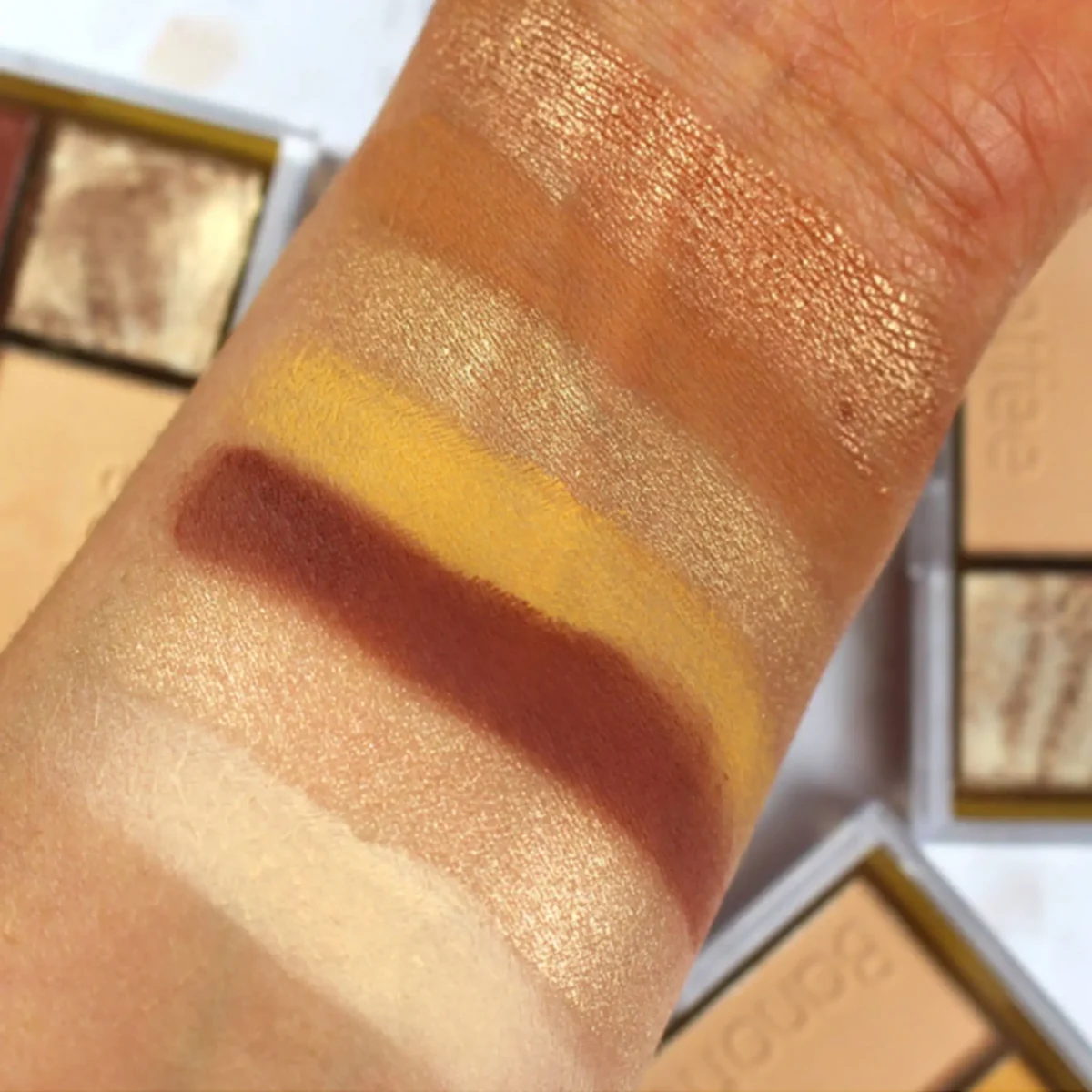 Technic Banoffee Pressed Pigment Eyeshadow Palette