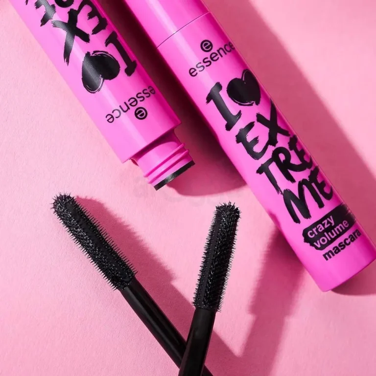 Essence I love Extreme Crazy Volume Mascara