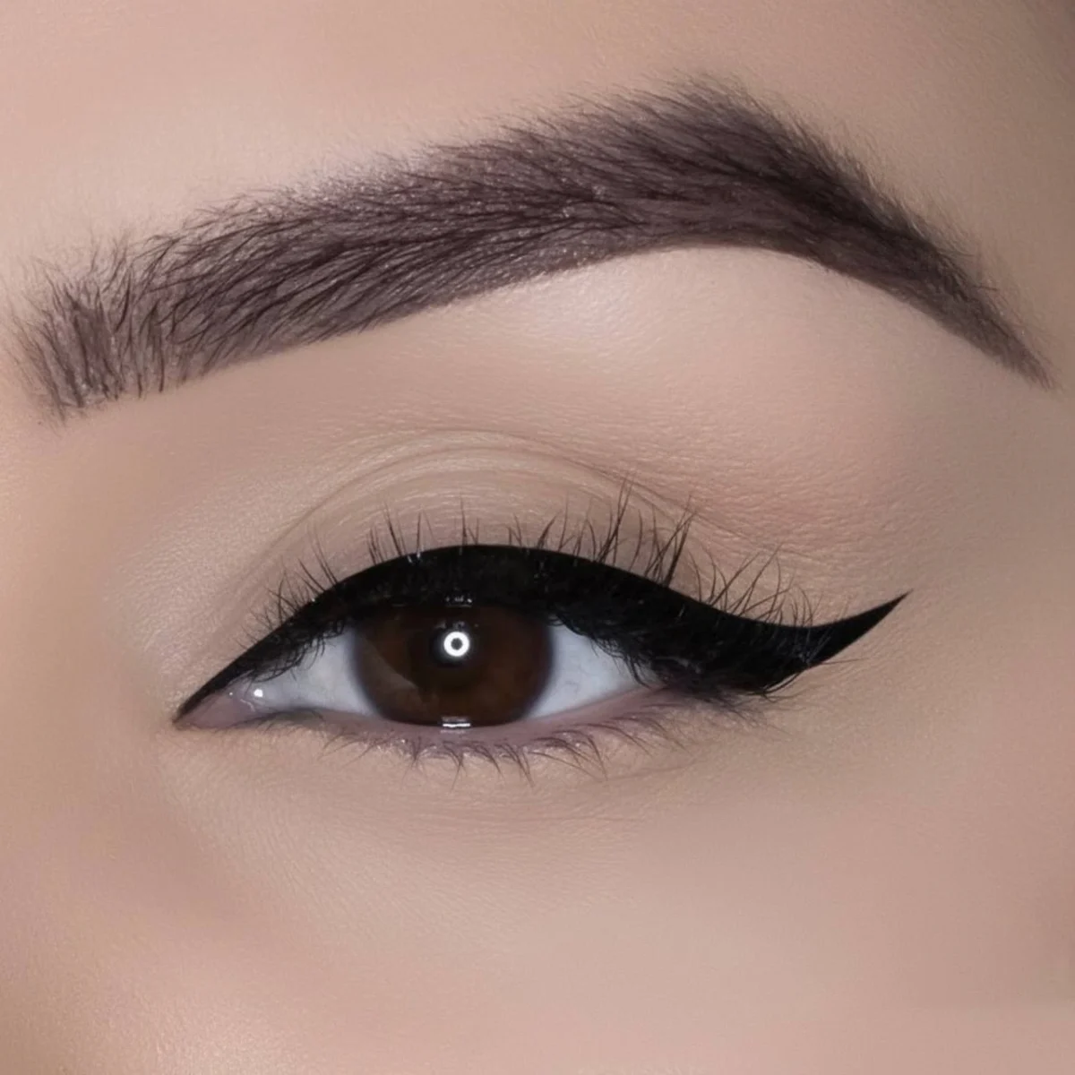 W7 Liquid Eyeliner Pot 8ml – Black