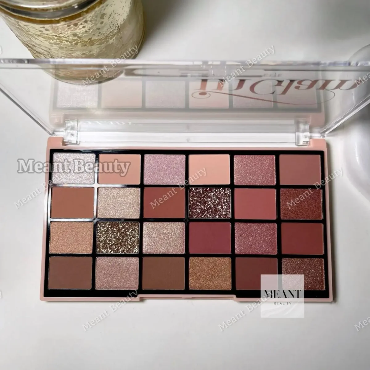 Anylady In Glam 24 Color Eyeshadow Palette
