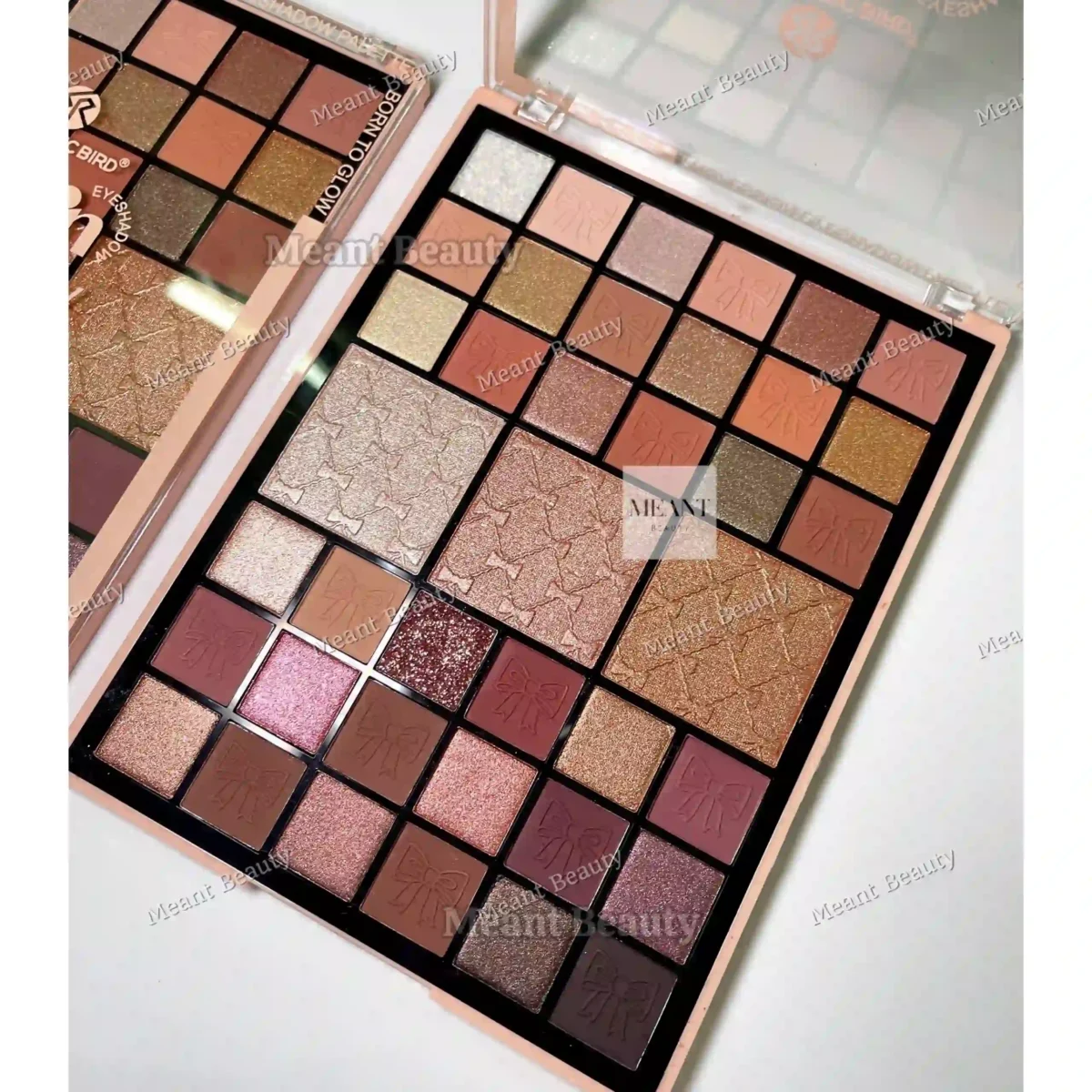 Romantic Bird Born to Glow Eyeshadow & Highlighter Palette