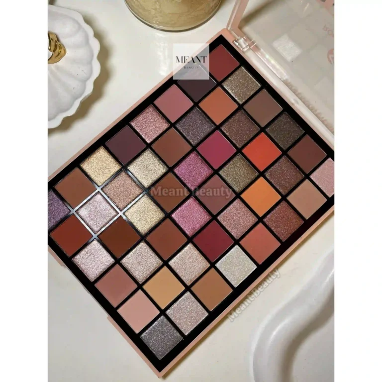 Romantic Bird Born to Glow 48 color eyeshadow palette