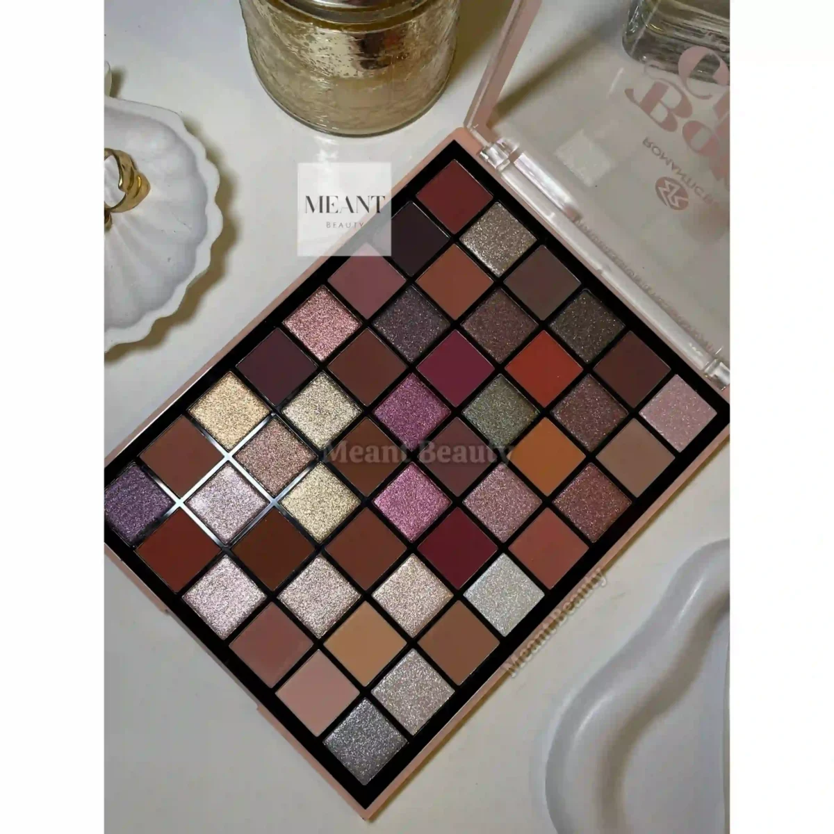 Romantic Bird Born to Glow 48 color eyeshadow palette