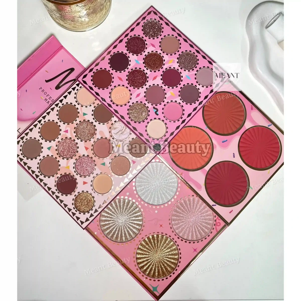 Hudamoji Professional Makeup Palette Book